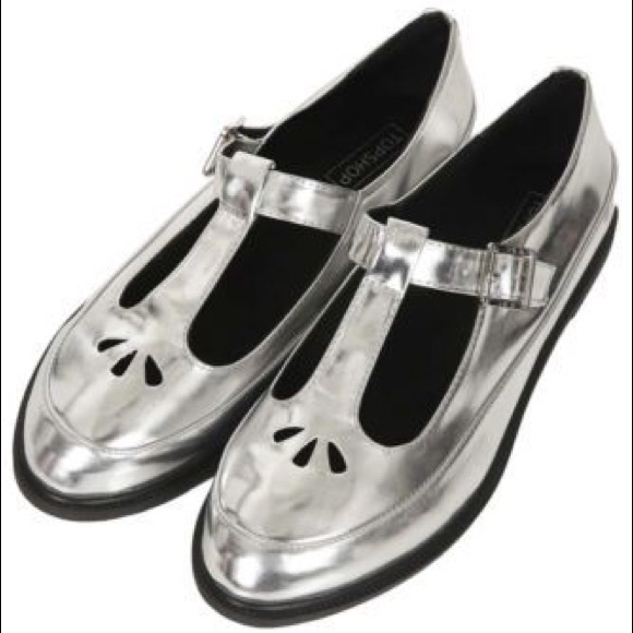 Topshop Shoes - Topshop Silver Flats